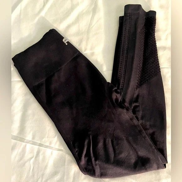 FABLETICS Black Track Pants - Picture 4 of 11
